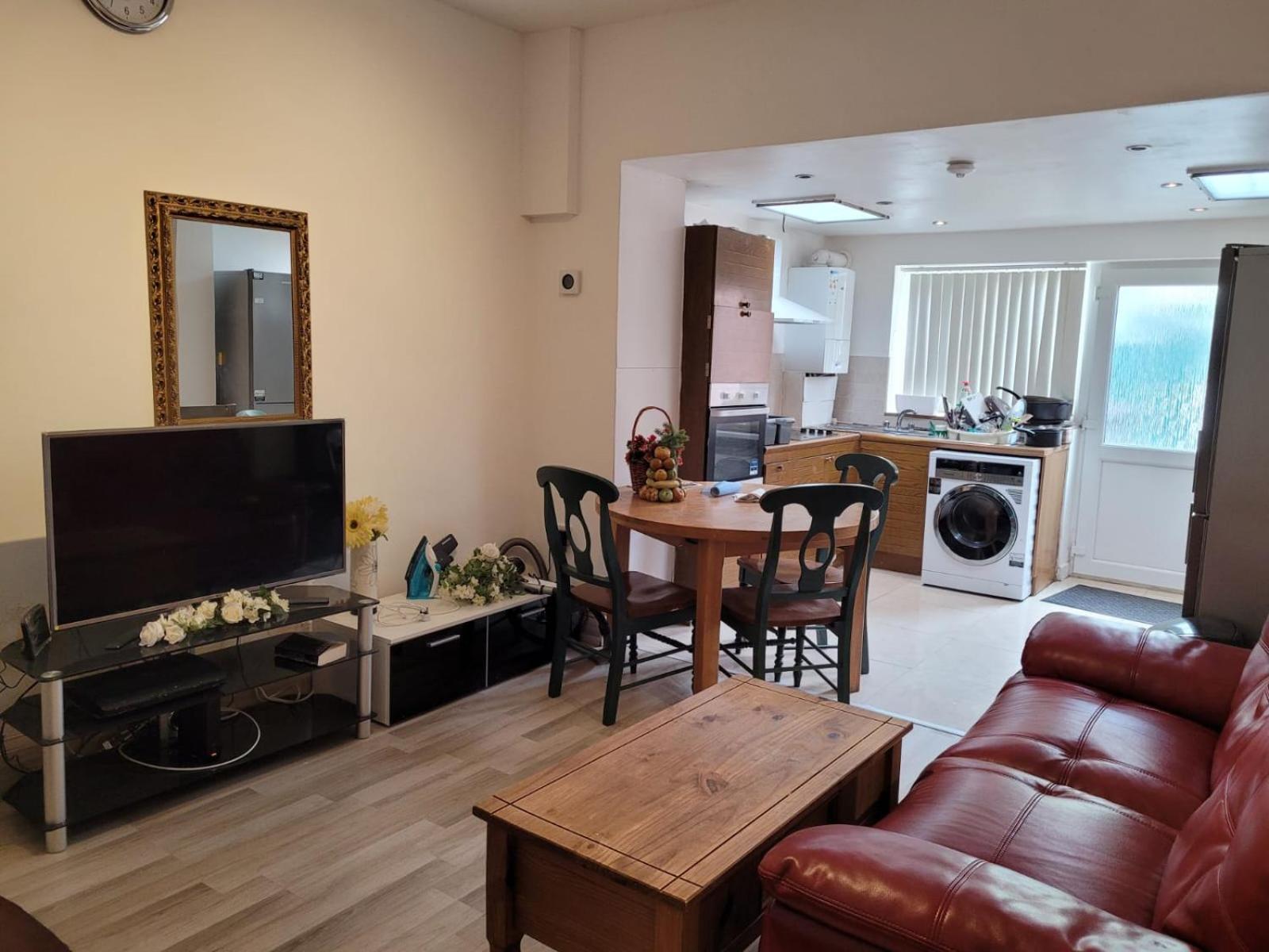 Nice Double Bedroom Near Qmc Nottingham Exteriör bild
